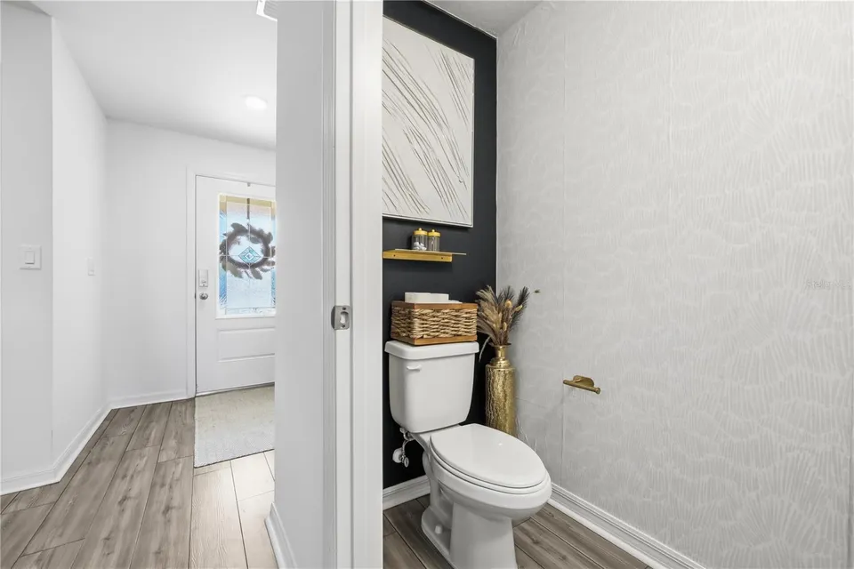 1675 WYNFORD CIR, photo 19