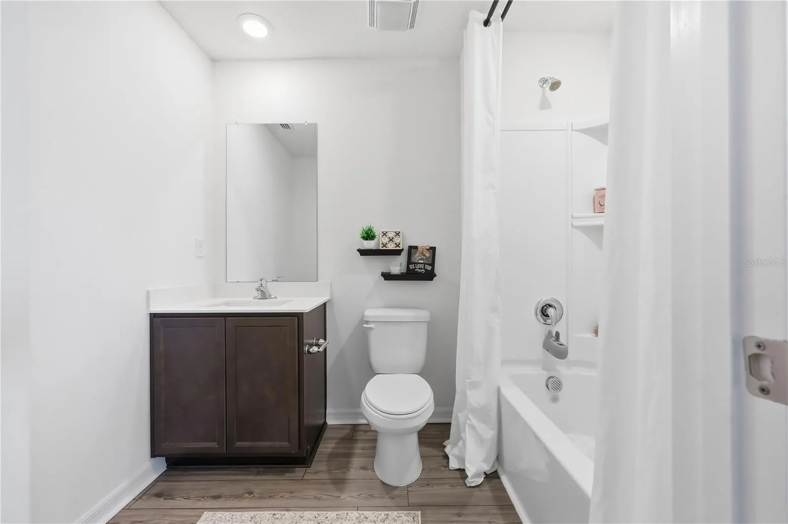 1675 WYNFORD CIR, photo 23