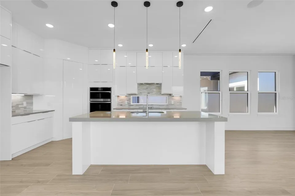 3060 KENSINGTON AVE, photo 13