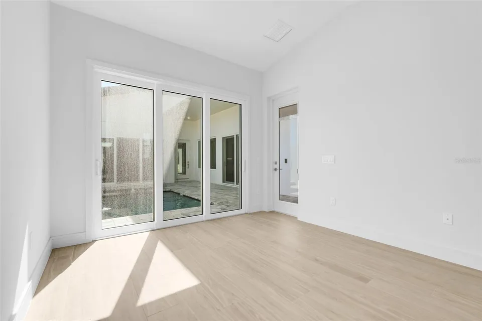 3060 KENSINGTON AVE, photo 18