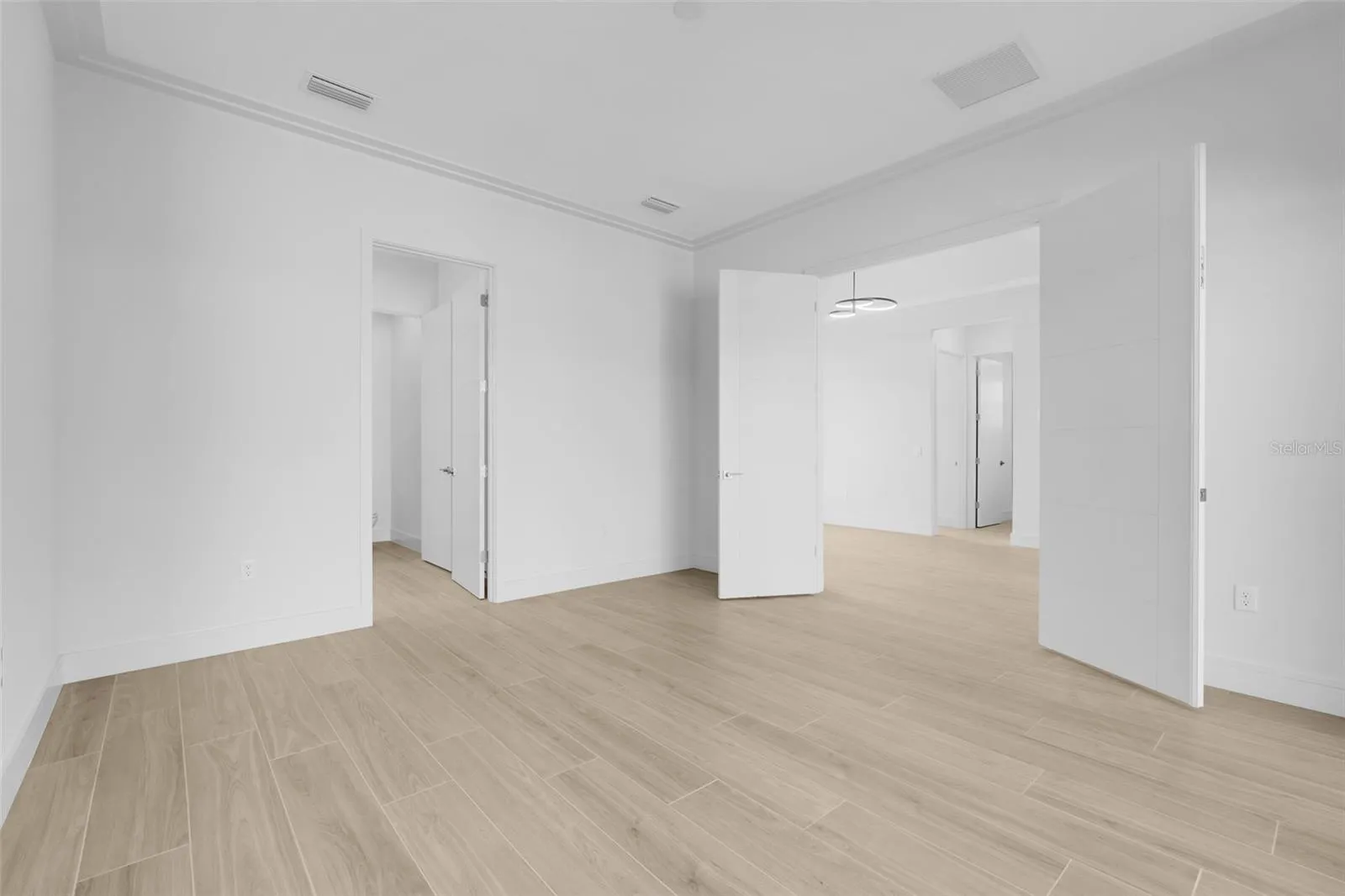3060 KENSINGTON AVE, photo 23