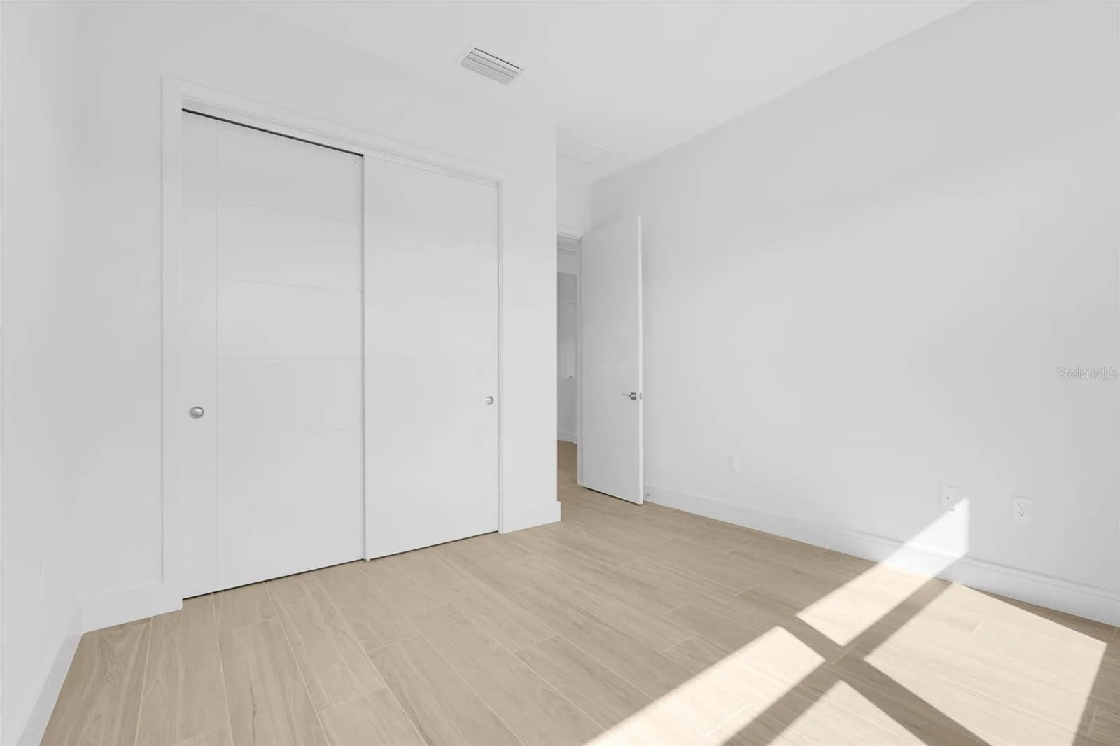 3060 KENSINGTON AVE, photo 28