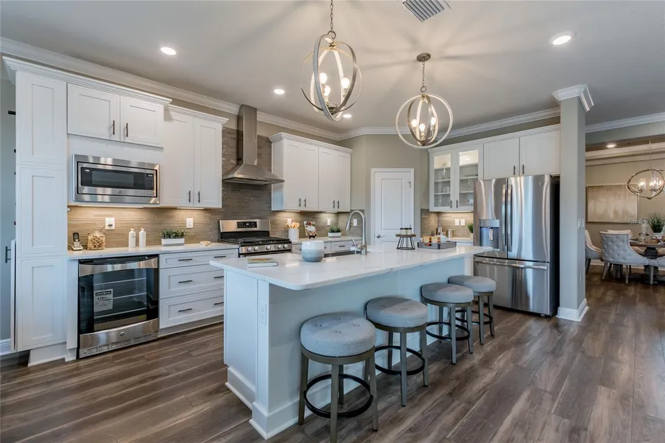 704 ESTATES BLVD, photo 22