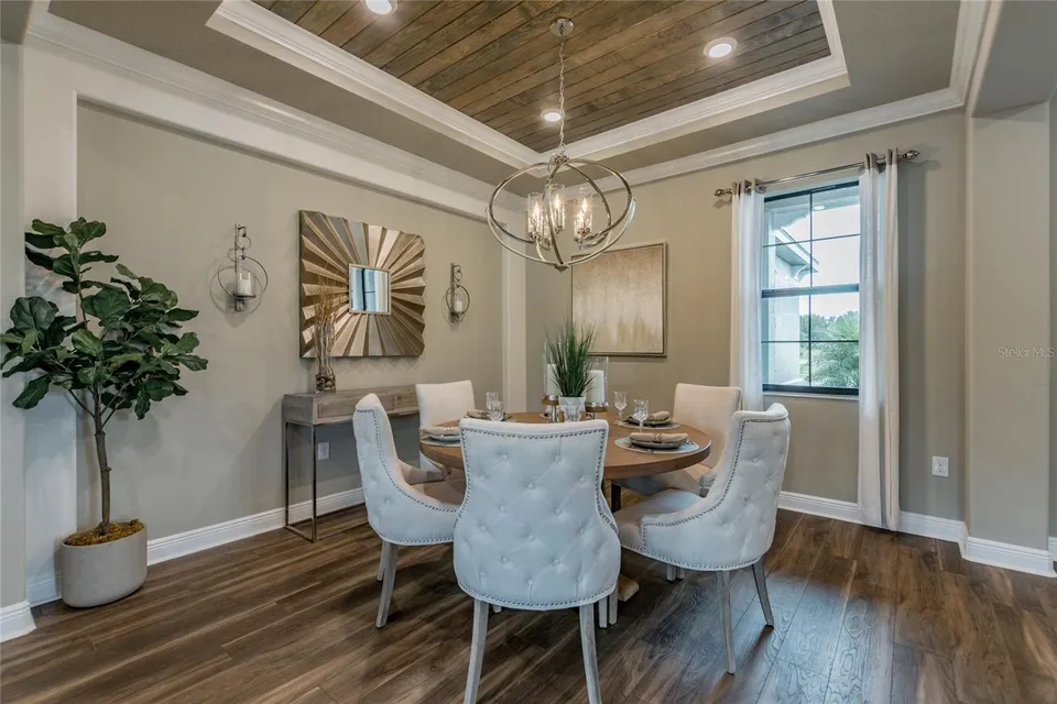 704 ESTATES BLVD, photo 25