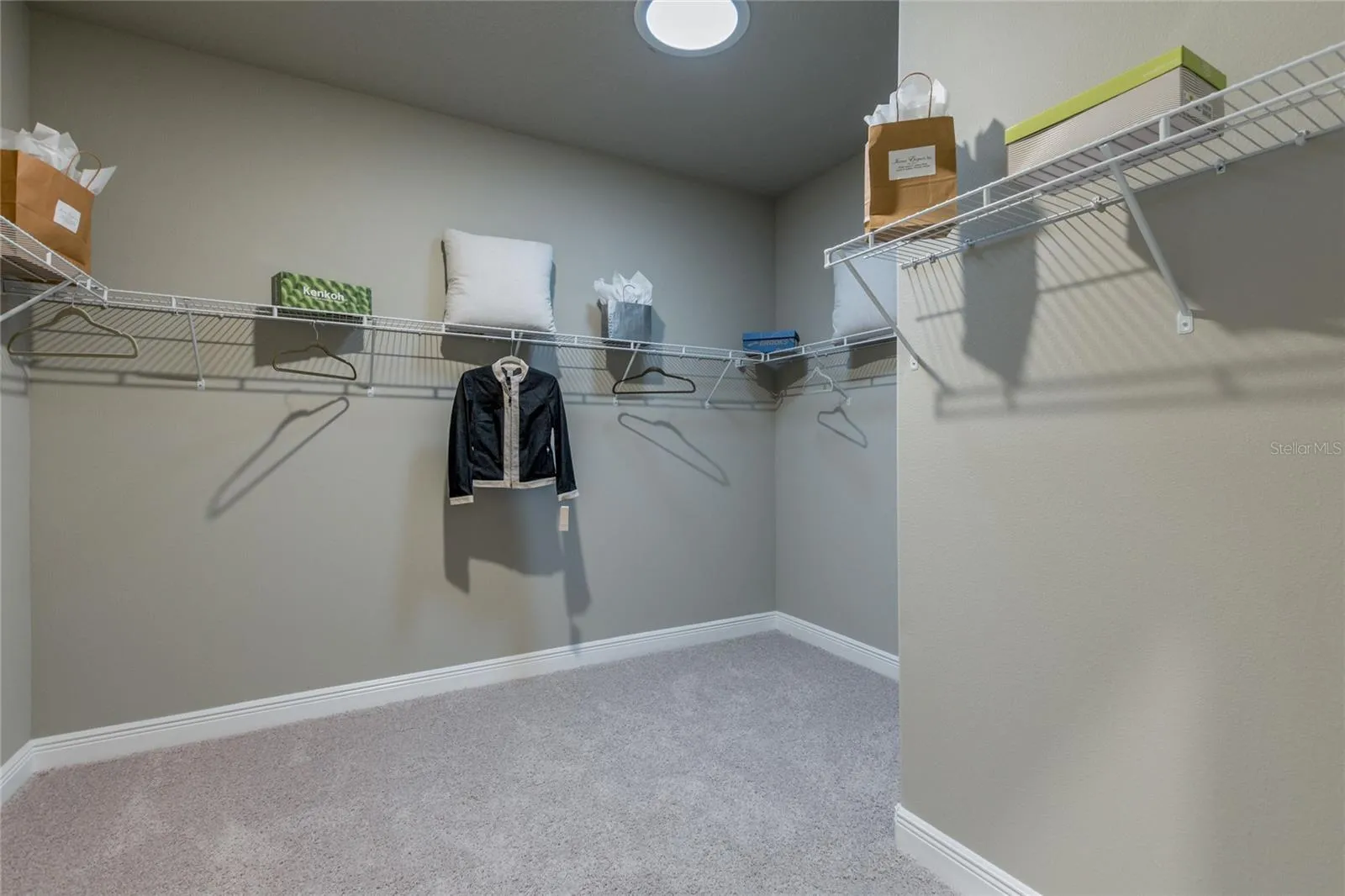 704 ESTATES BLVD, photo 32
