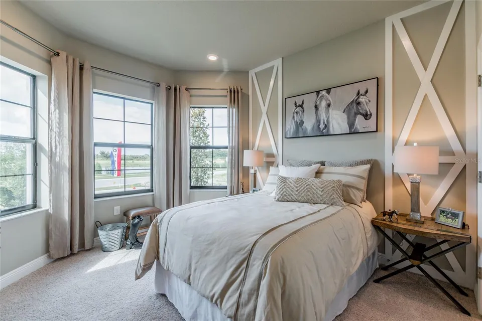 704 ESTATES BLVD, photo 34