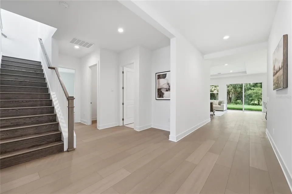 1031 GLORYLAND CT, photo 3