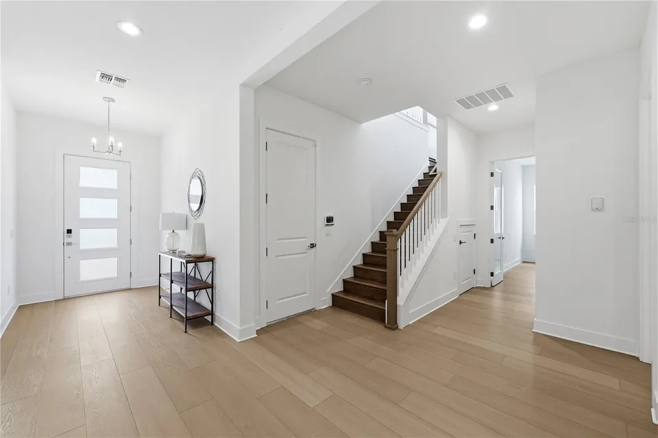 1031 GLORYLAND CT, photo 4