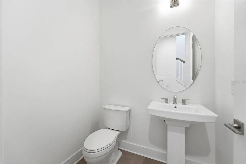 1031 GLORYLAND CT, photo 18