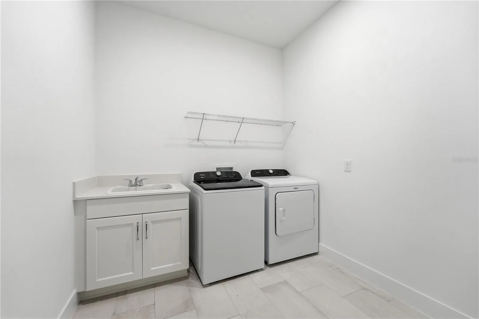 1031 GLORYLAND CT, photo 19