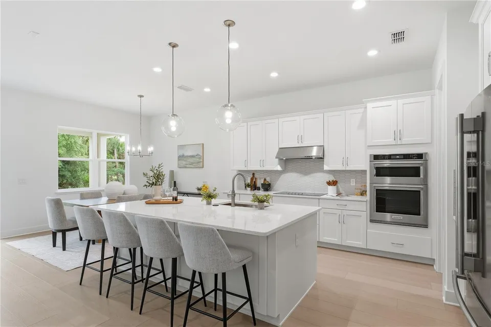 1031 GLORYLAND CT, photo 8