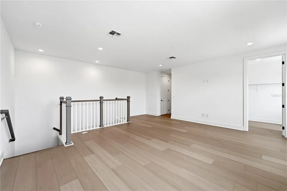 1031 GLORYLAND CT, photo 20
