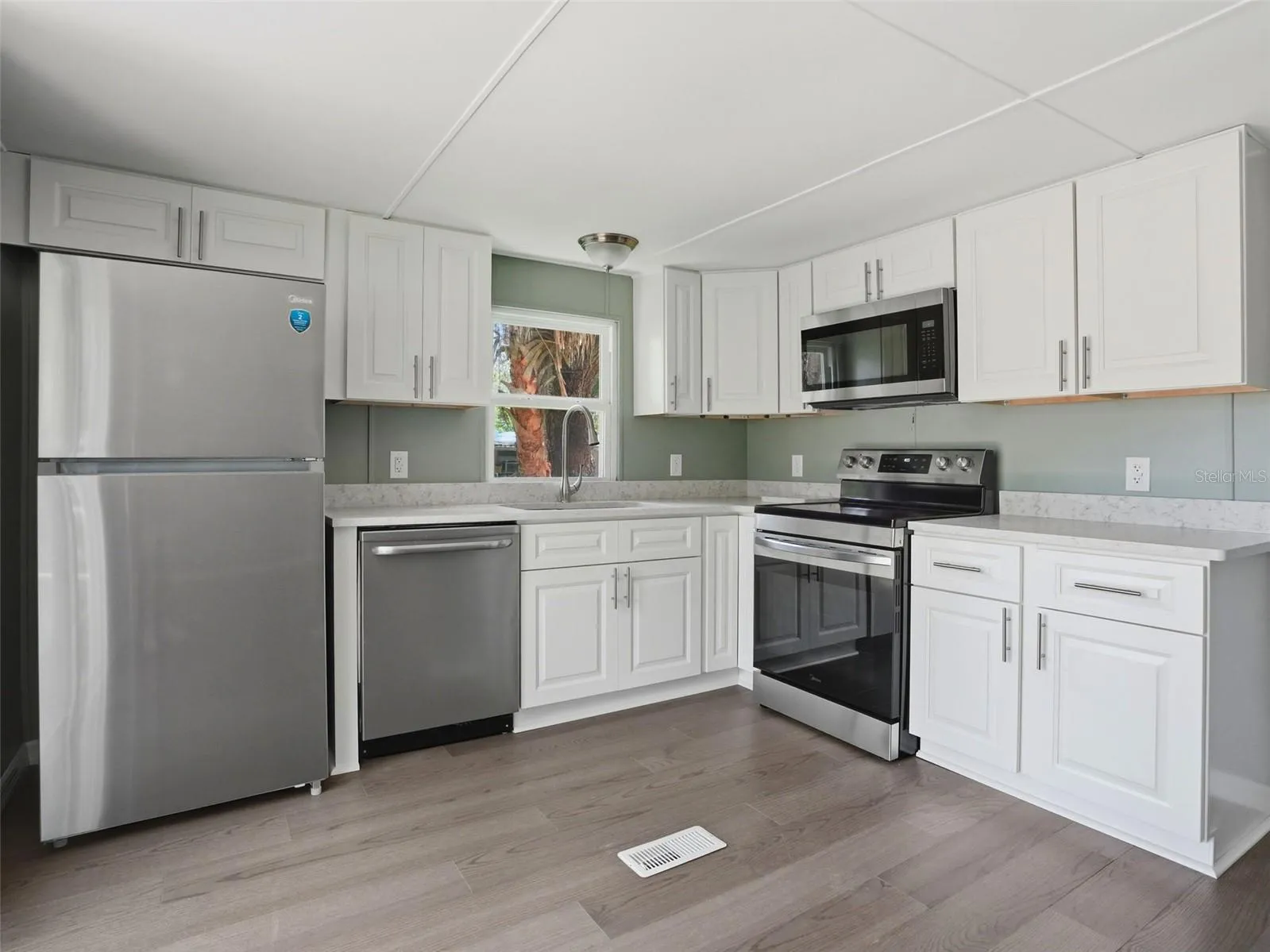 9239 OTTAWA ST, photo 16