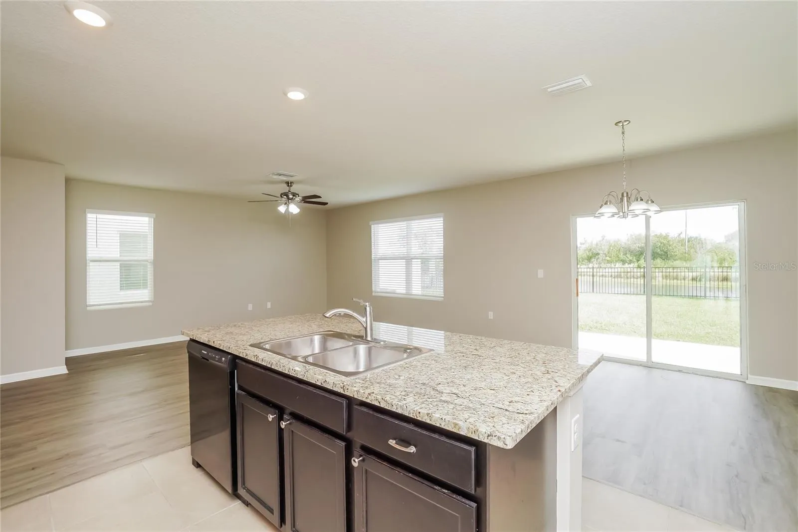 16726 SECRET MEADOW DR, photo 5