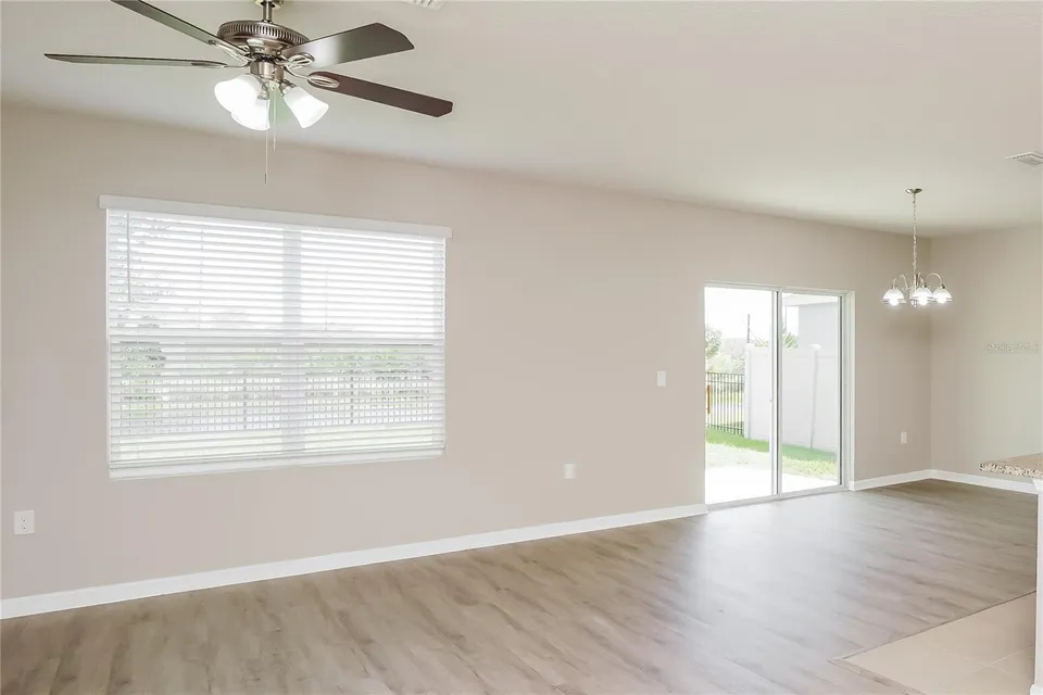 16726 SECRET MEADOW DR, photo 6