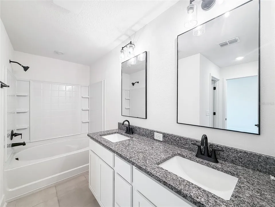 3609 BRIARLYNNE WAY, photo 5