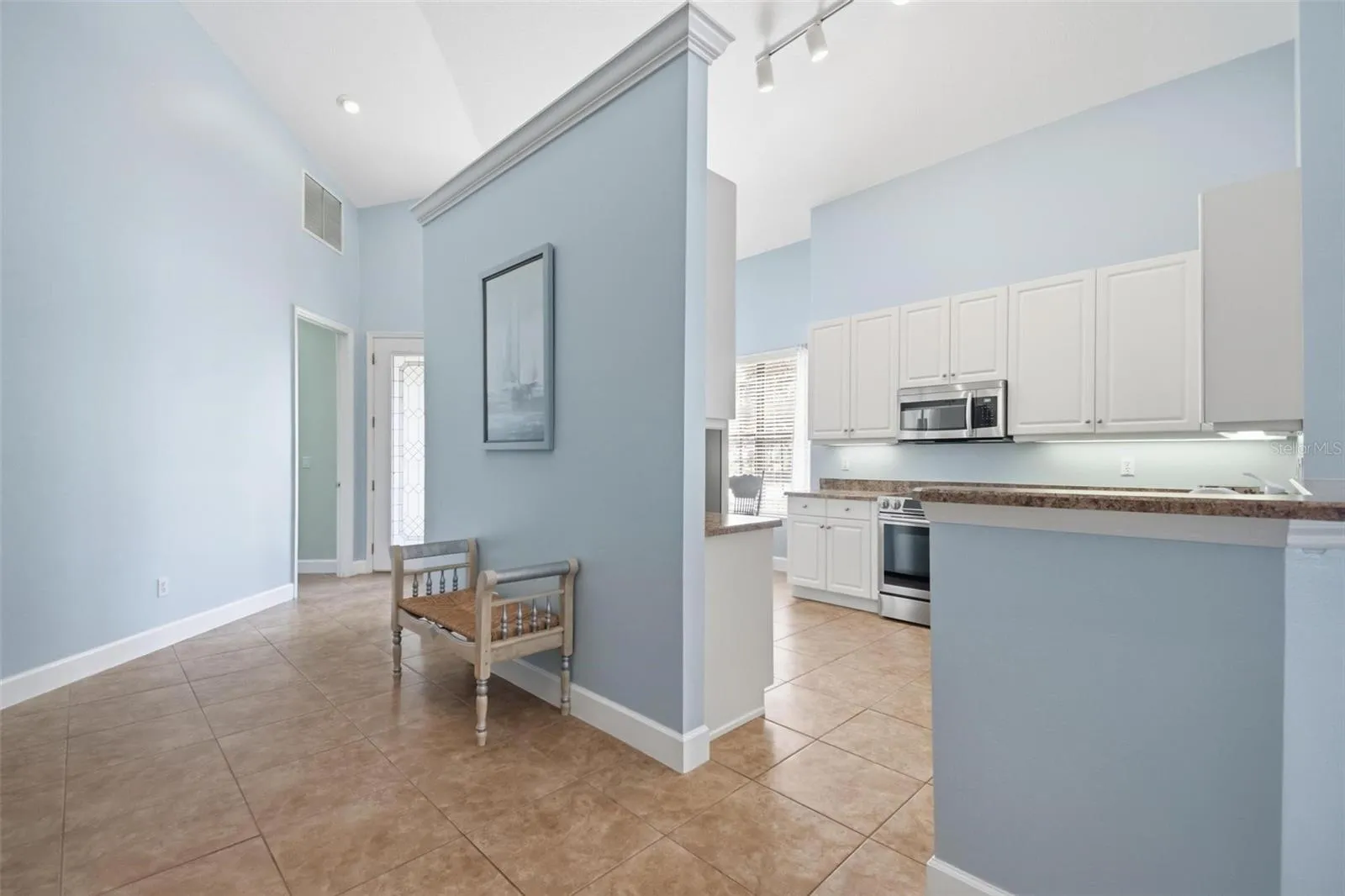 3 RIVER PARK DR N, photo 7