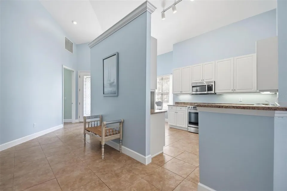 3 RIVER PARK DR N, photo 7