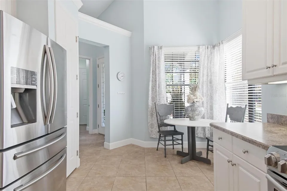 3 RIVER PARK DR N, photo 11