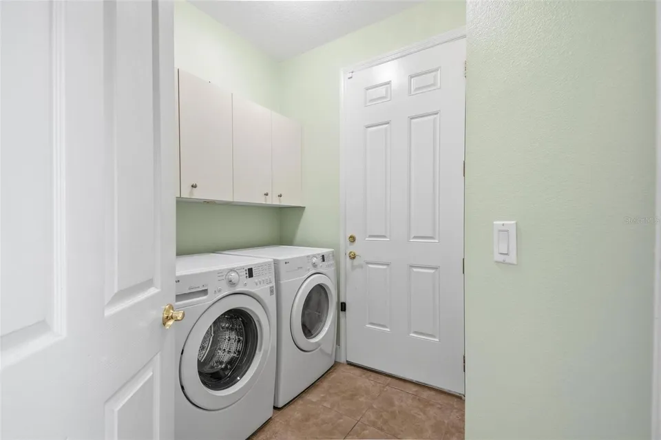 3 RIVER PARK DR N, photo 14