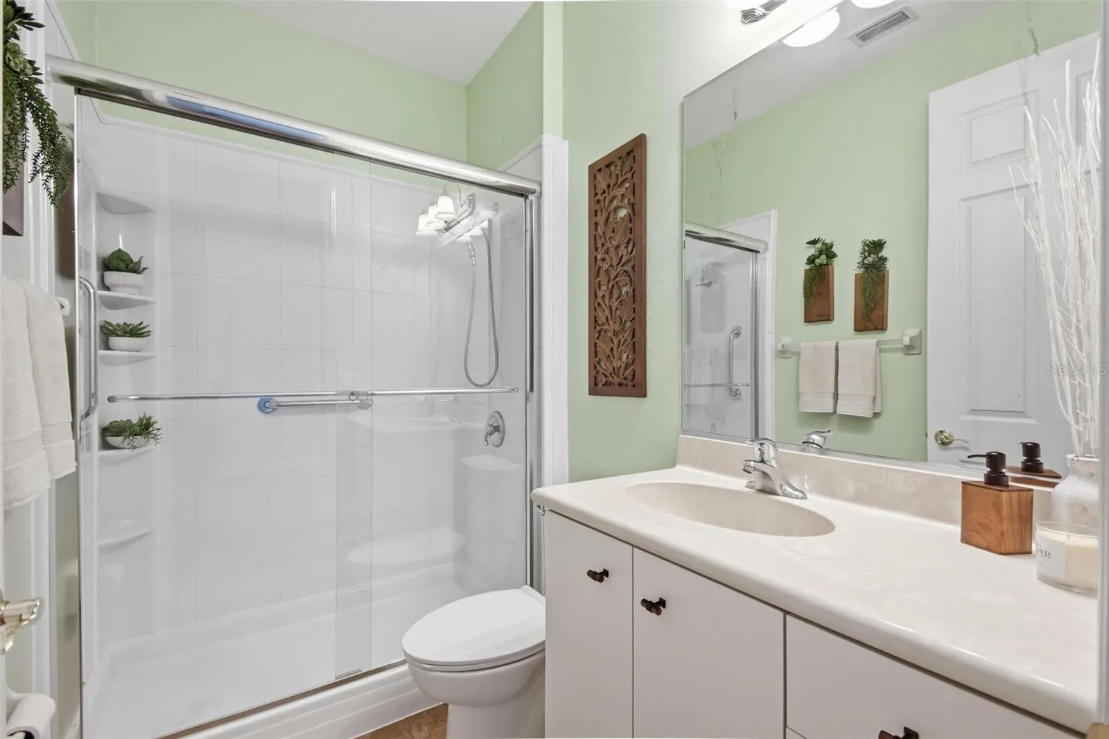3 RIVER PARK DR N, photo 15
