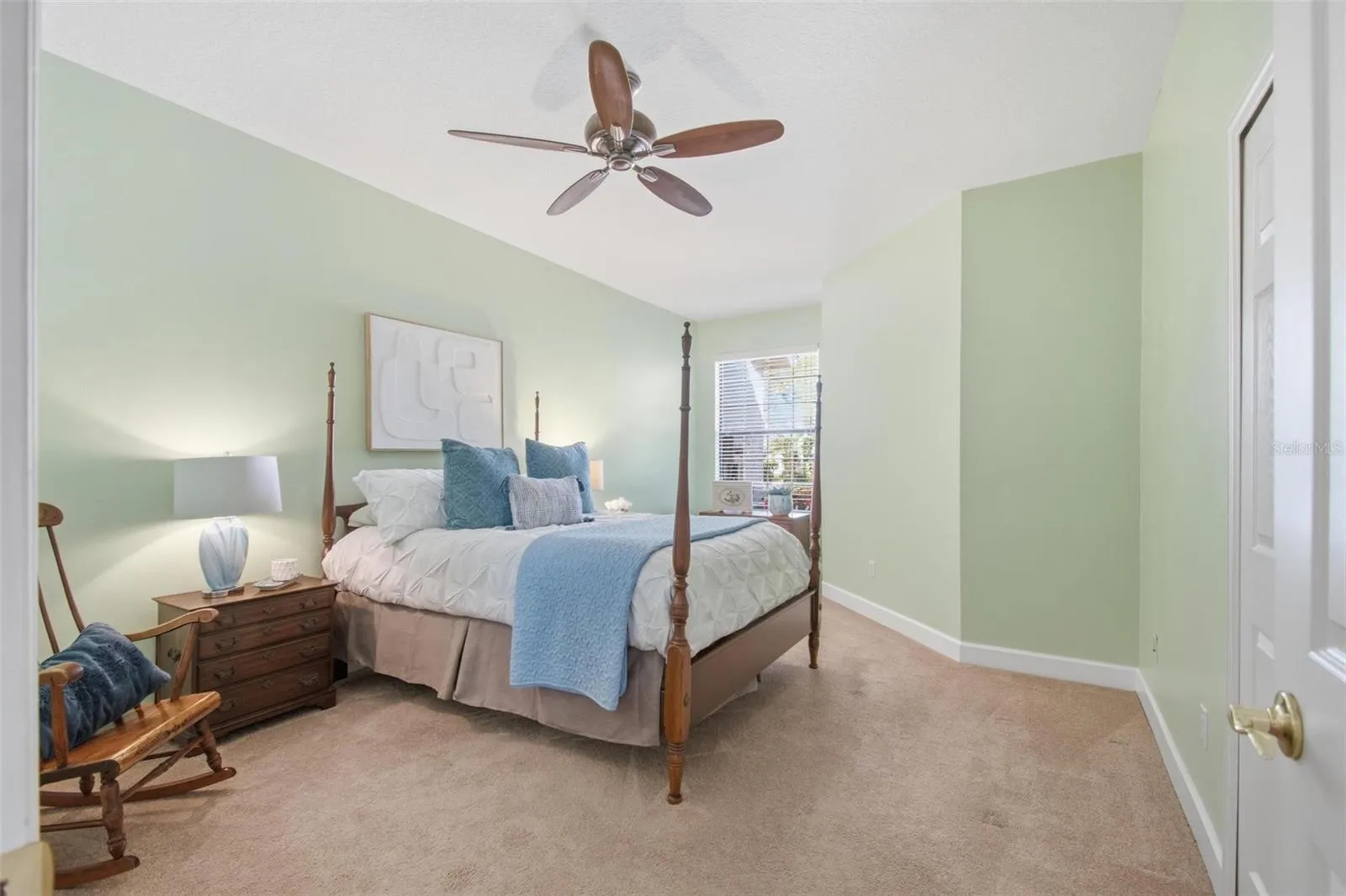 3 RIVER PARK DR N, photo 17
