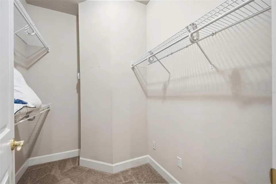 3 RIVER PARK DR N, photo 34