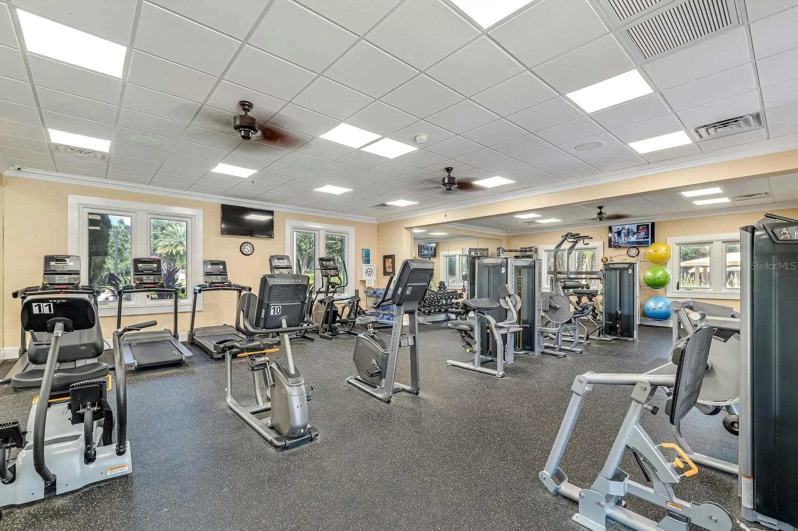 3 RIVER PARK DR N, photo 48