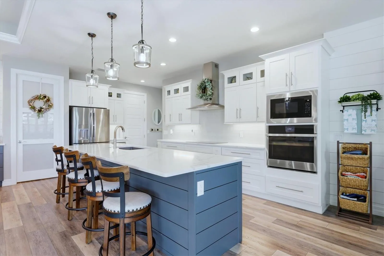 1022 BEEKMAN CIR, photo 19