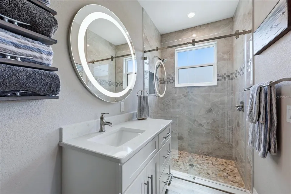 1022 BEEKMAN CIR, photo 37