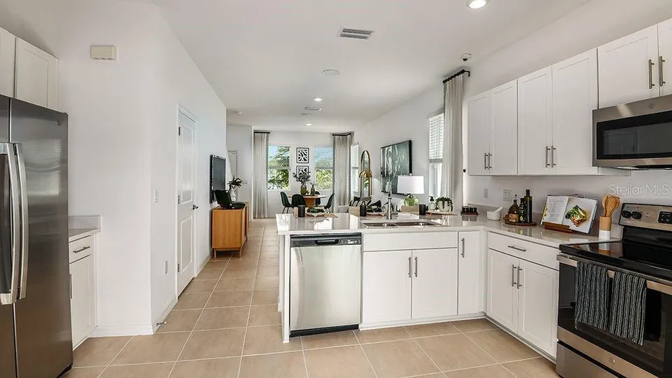 10609 ORBIT TER, photo 2