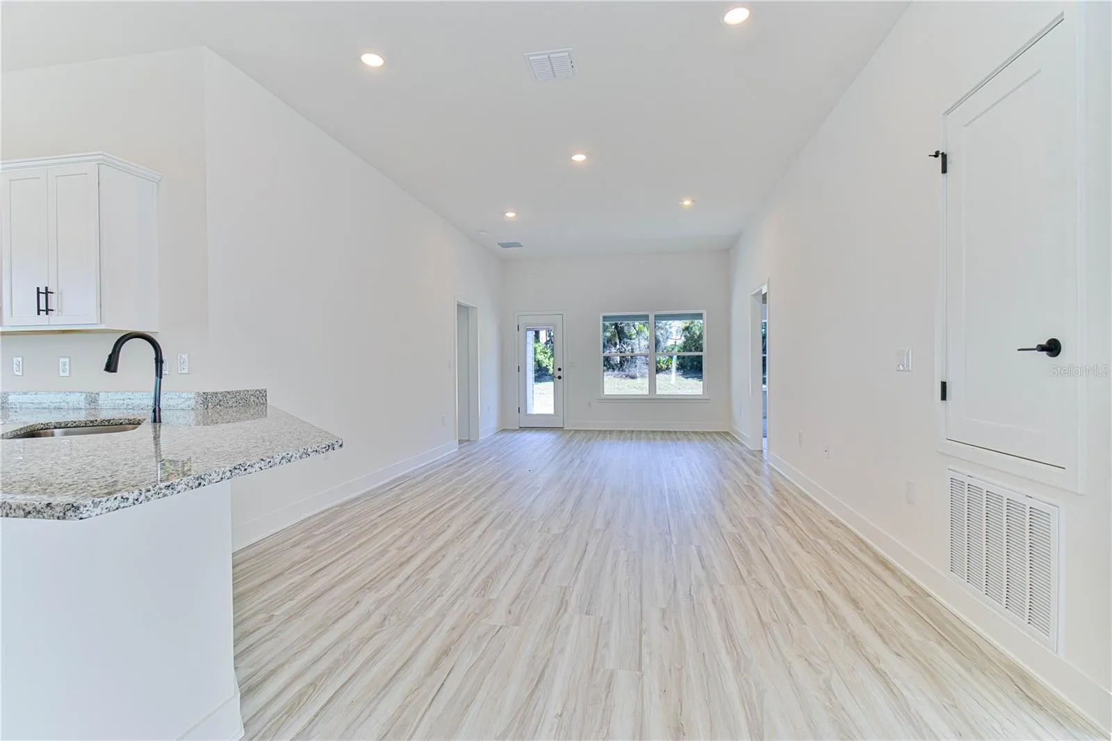 16881 NW 176TH WAY, photo 5