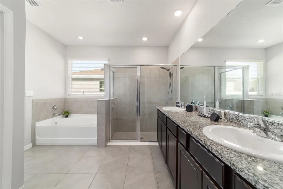 5902 SW 80TH PL, photo 47