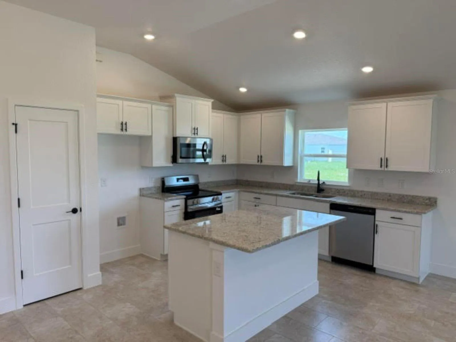 2397 NW 23RD AVE, photo 3
