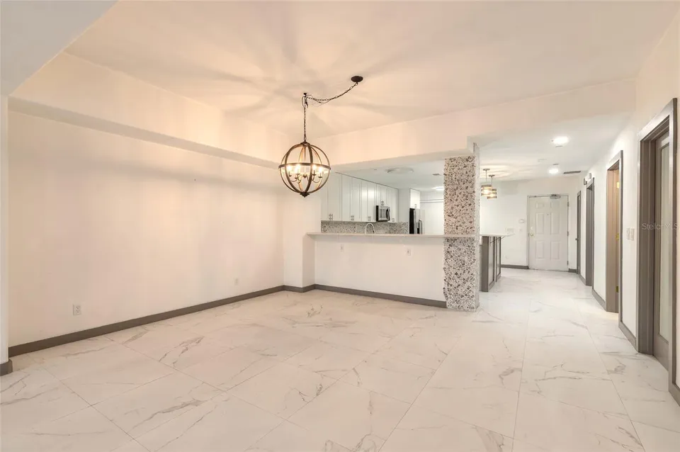 424 LUNA BELLA LN #416C, photo 5