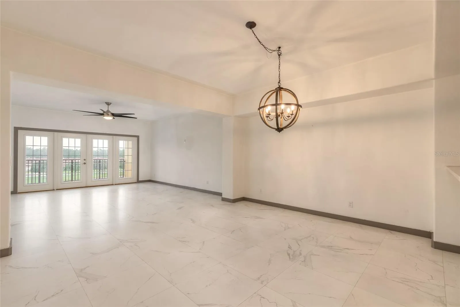 424 LUNA BELLA LN #416C, photo 11