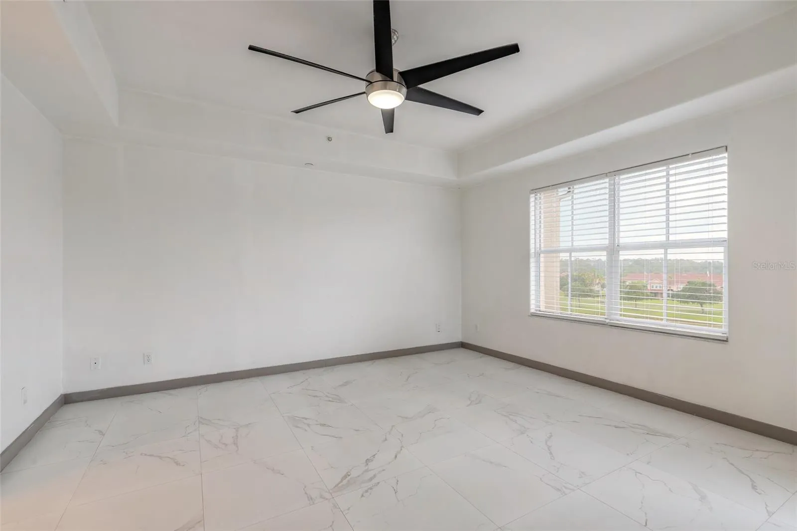 424 LUNA BELLA LN #416C, photo 17