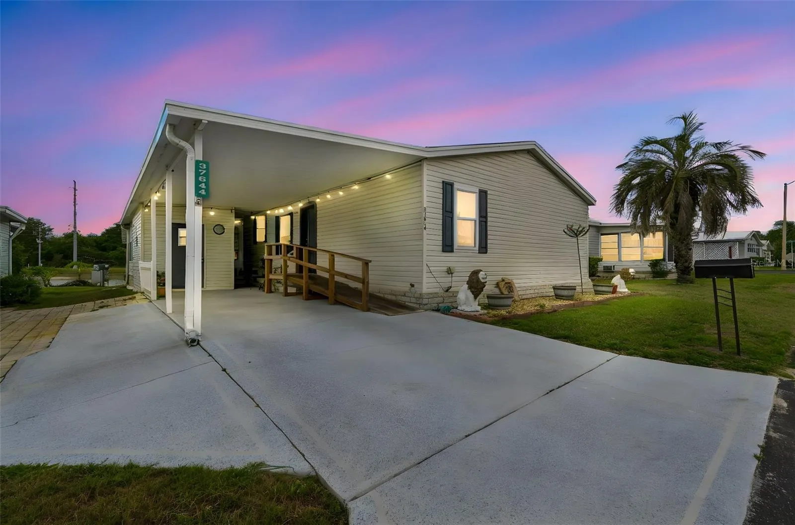 37644 PINATA AVE, photo 2