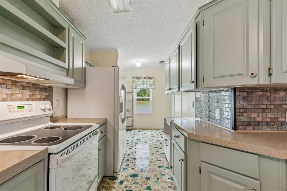 37644 PINATA AVE, photo 26