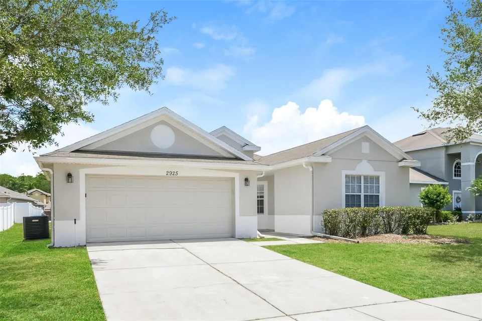 2925 WILLOW CREEK LN, photo 2