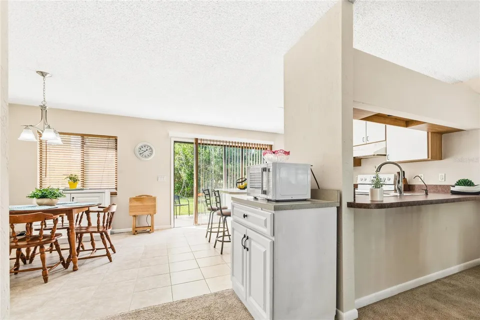 8 LLADD CT, photo 11