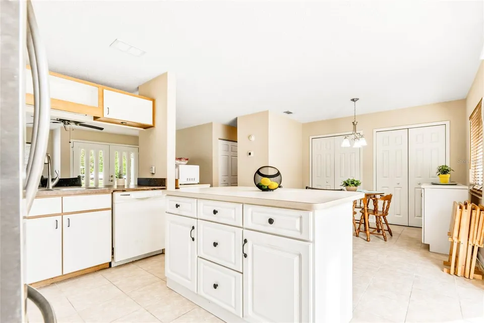 8 LLADD CT, photo 16