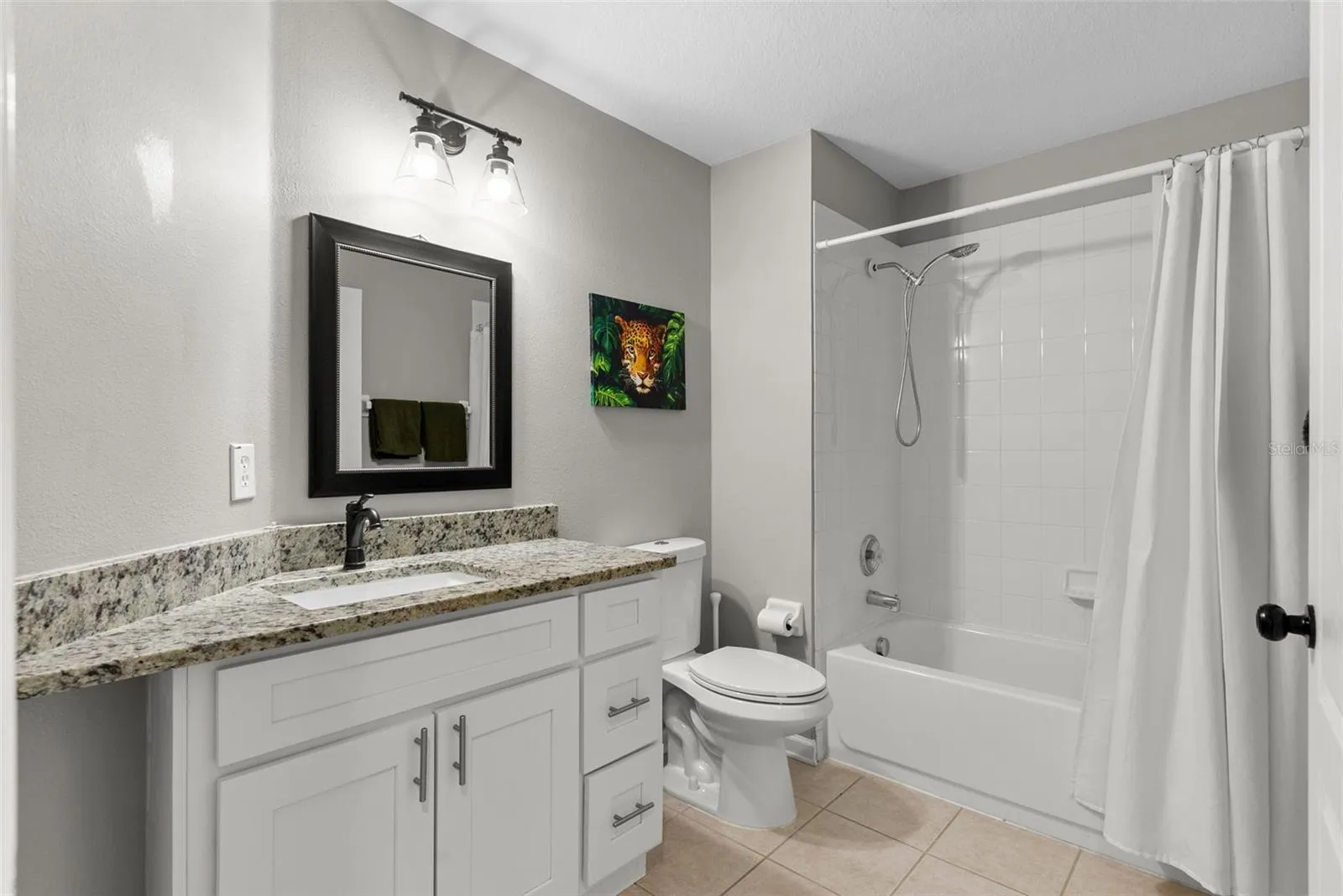 7619 CRESCENT PALM DR, photo 12
