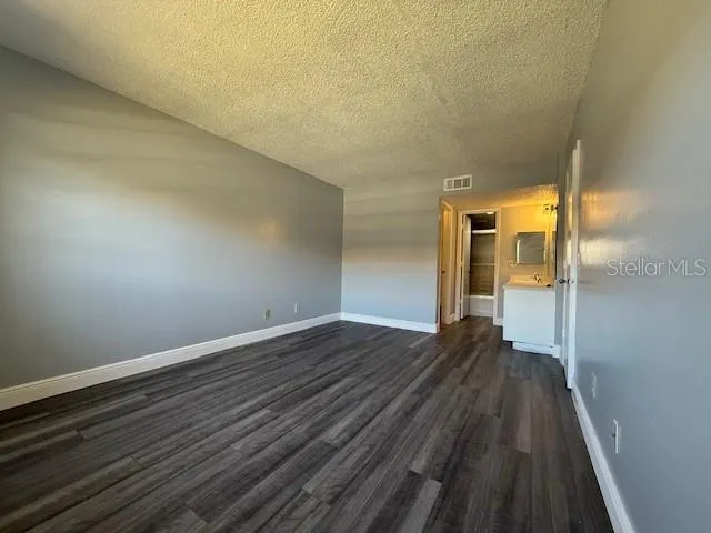 1656 SUNNY BROOK LN NE #L102, photo 9