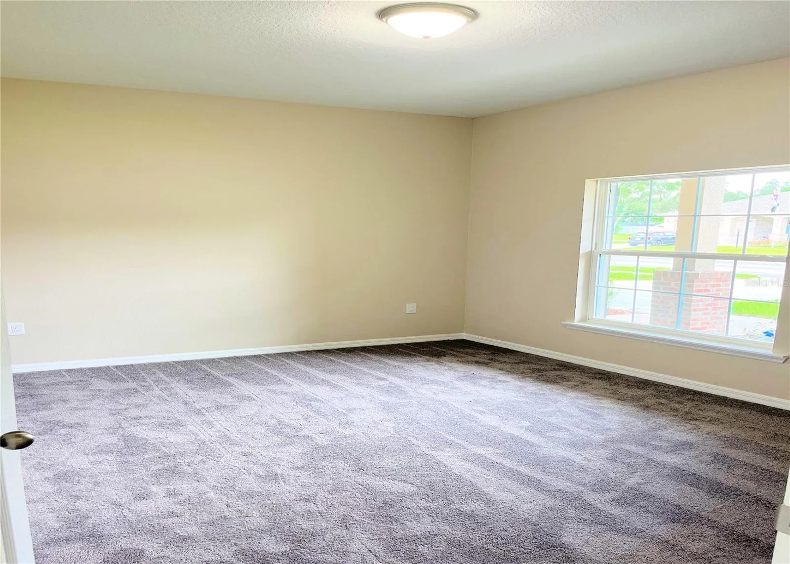 411 SHANNON ESTATES CT, photo 12