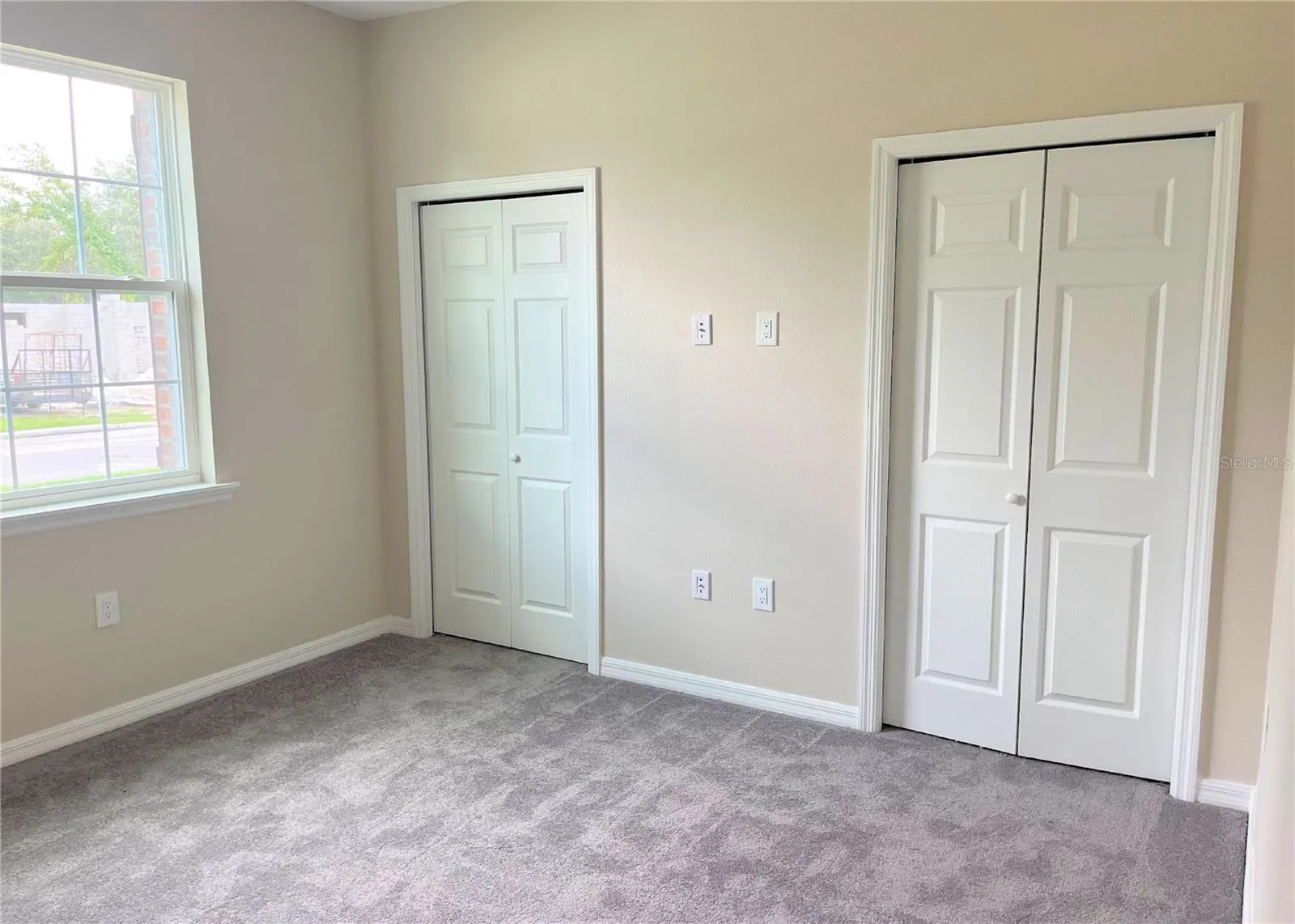 411 SHANNON ESTATES CT, photo 13