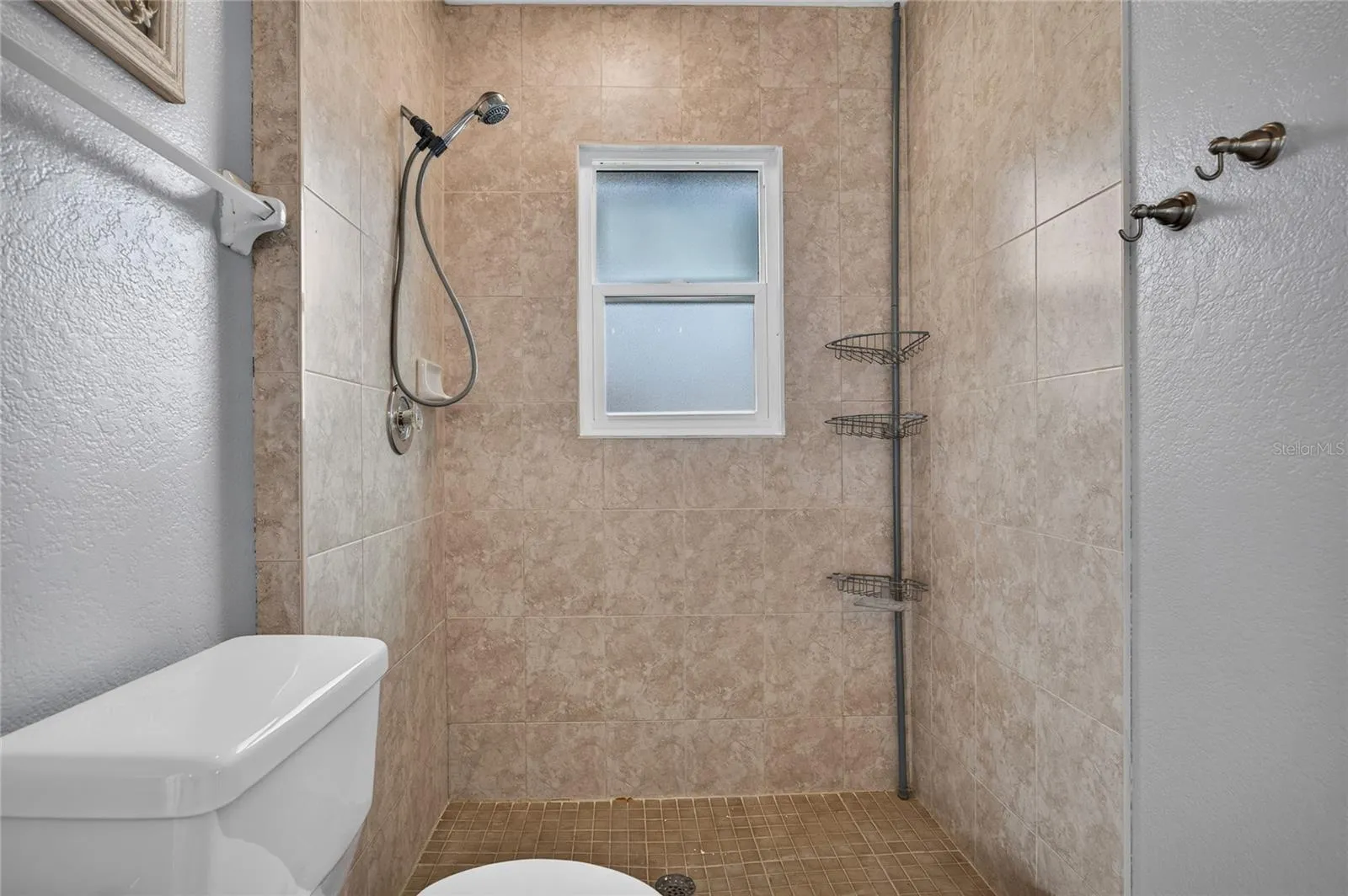 881 RIVIERA LN NW, photo 25