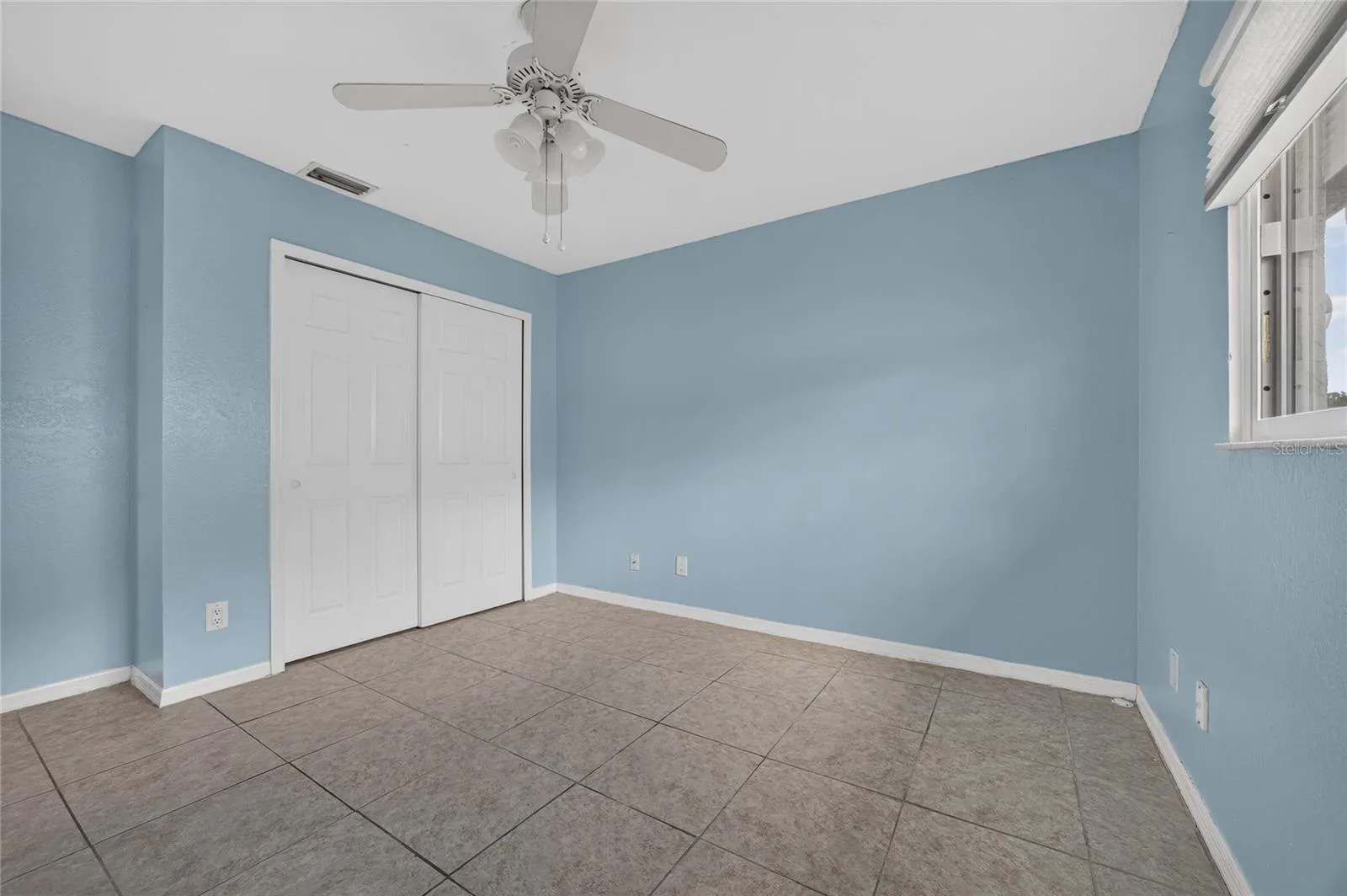 881 RIVIERA LN NW, photo 31
