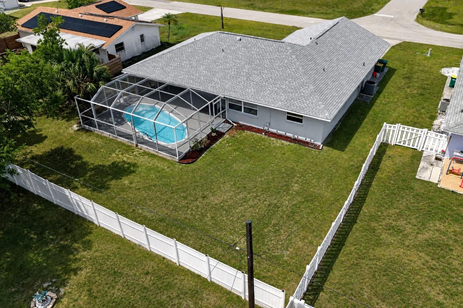 881 RIVIERA LN NW, photo 42