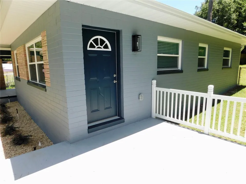 921 NE 13TH AVE, photo 4